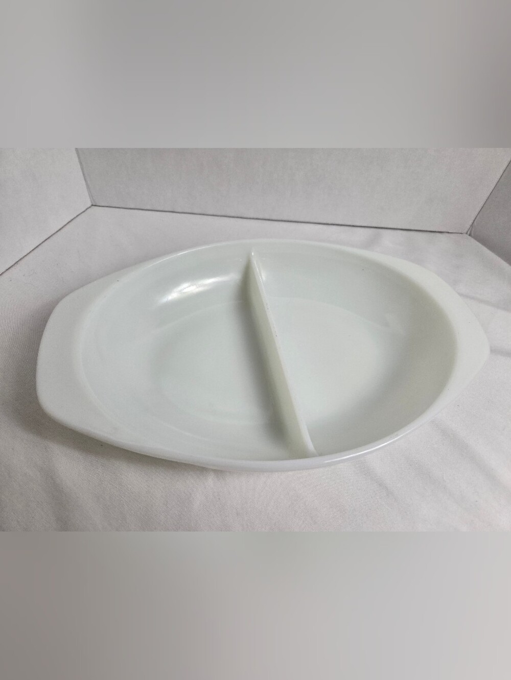Vintage Pyrex 1063 White Milk Glass Divided Oval Casserole Serving Dish 1.5 Qt